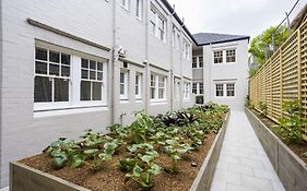 Mulwarree Avenue Apartments By Urban Rest